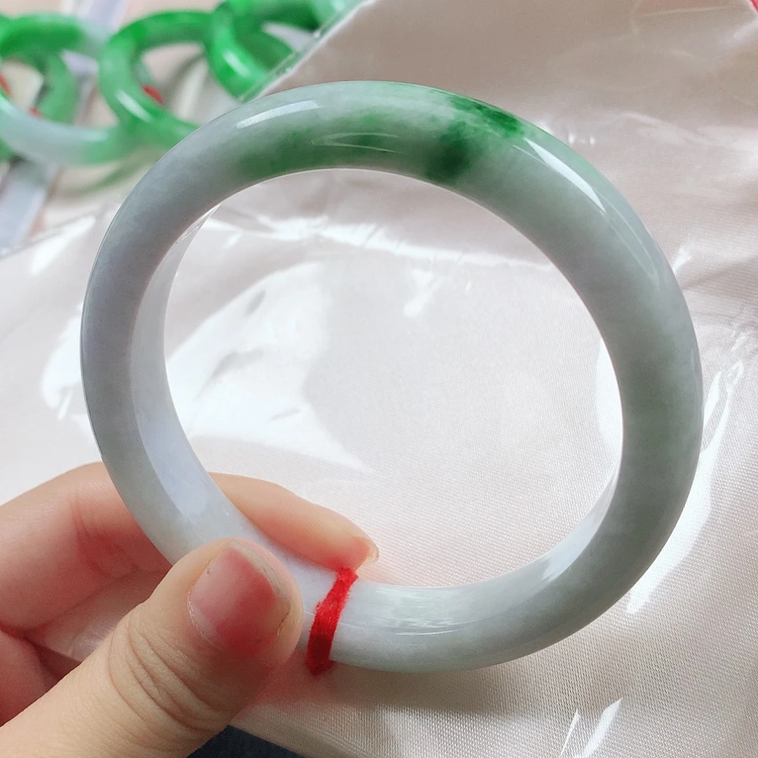 翡翠未镶嵌手镯1404 63圈