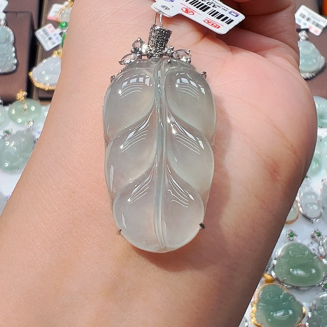 翡翠18K金镶嵌吊坠(不含链)叶子