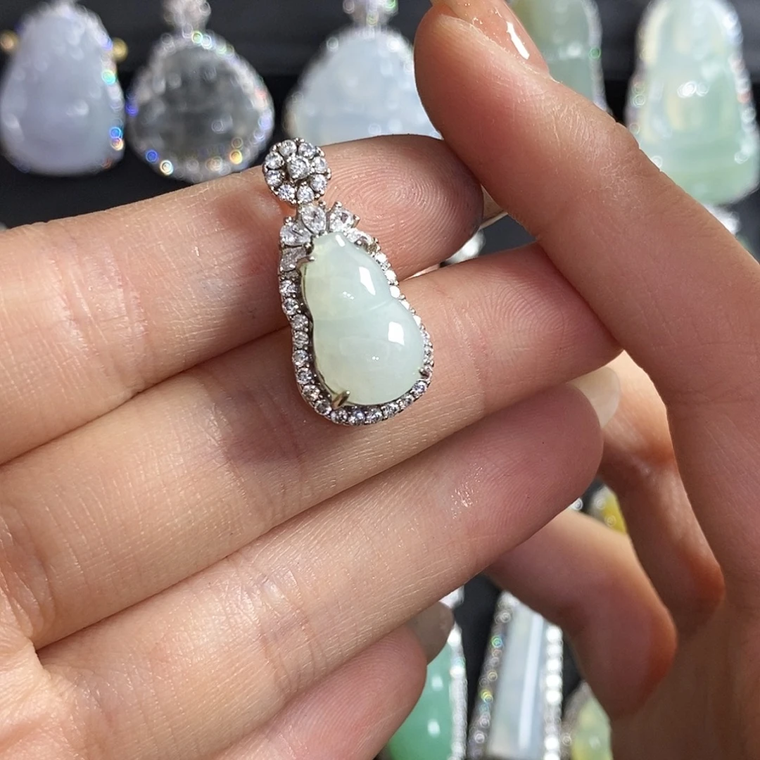 翡翠银S925镶嵌颈饰天然翡翠