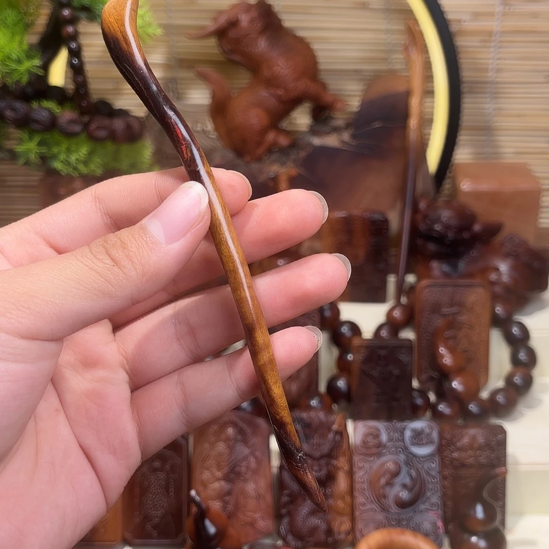 海*雷击枣木手刻发簪