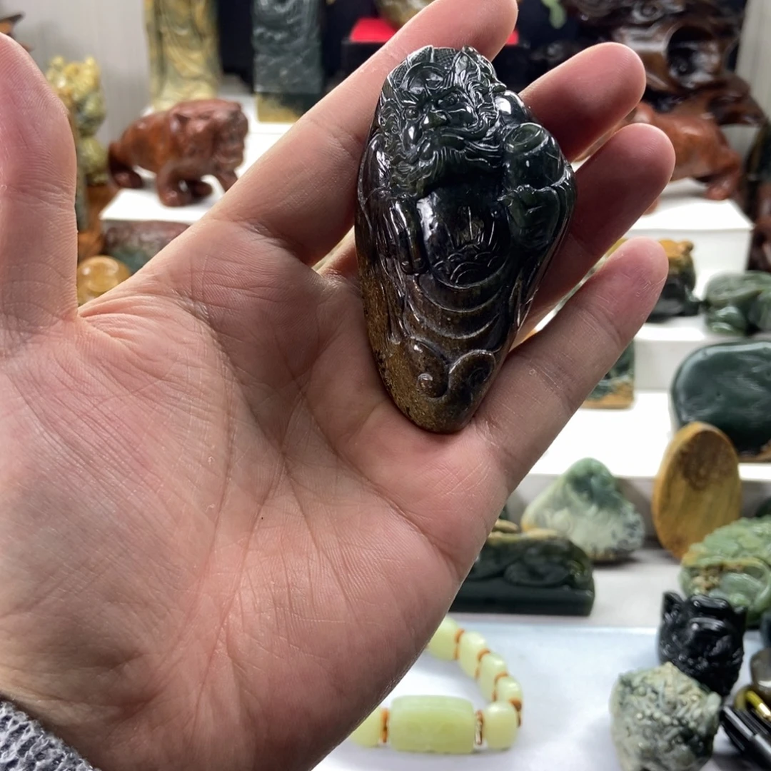 岫岩河磨玉（透闪石质玉）未镶嵌把件