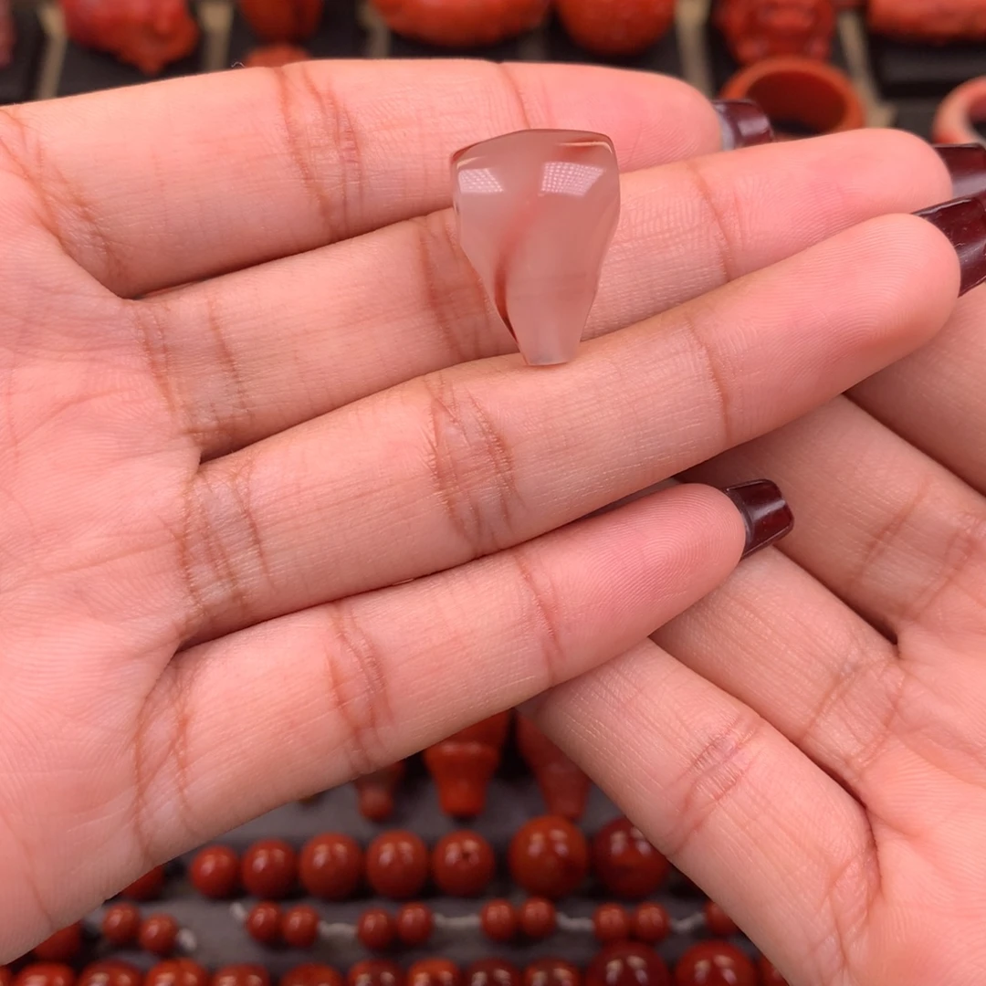 南红玛瑙未镶嵌冰飘三通14