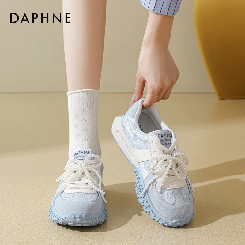 达芙妮真皮德训鞋女2025秋季新款蕾丝软底阿甘运动鞋时尚休闲鞋子