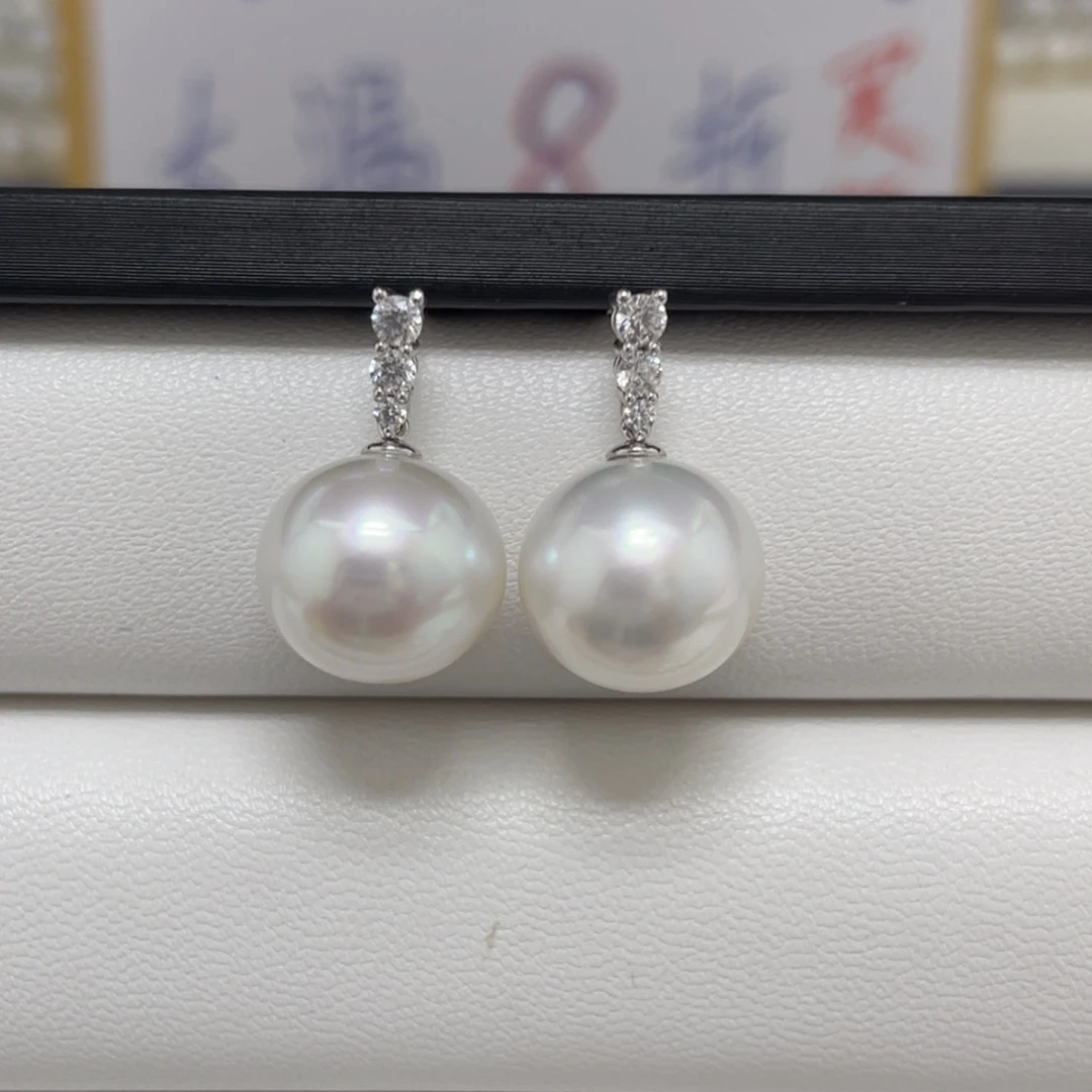 澳白耳饰12-1318K金镶嵌海水珍珠
