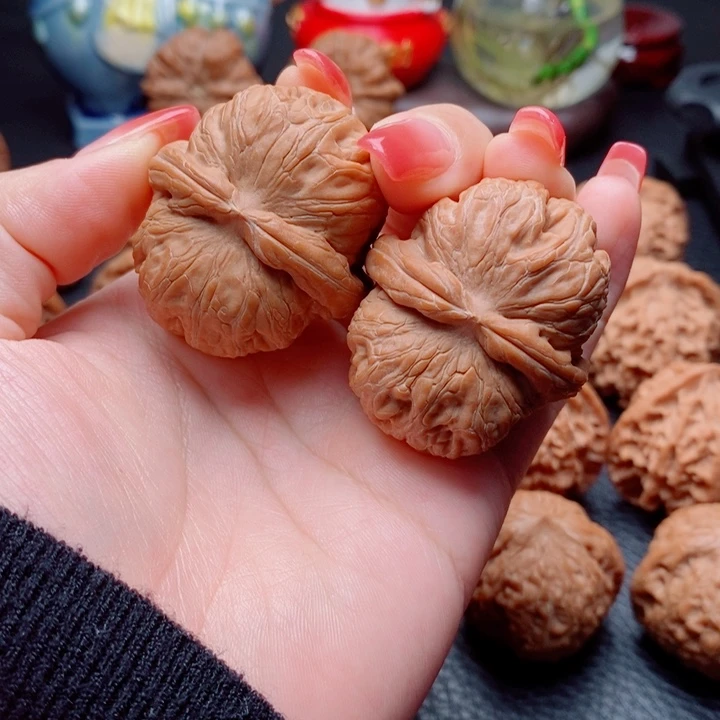 文玩核桃把件元宝42.5