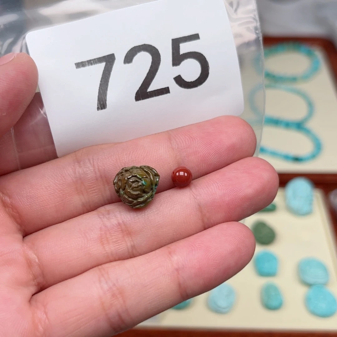 南红玛瑙未镶嵌珠宝奇石