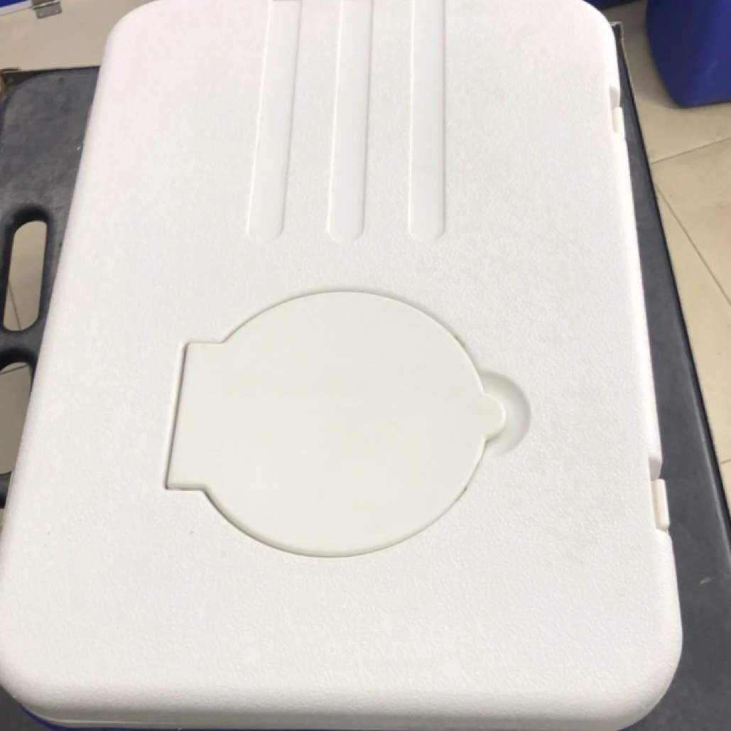 50L标配带轮带天窗保温箱冷藏箱海钓箱