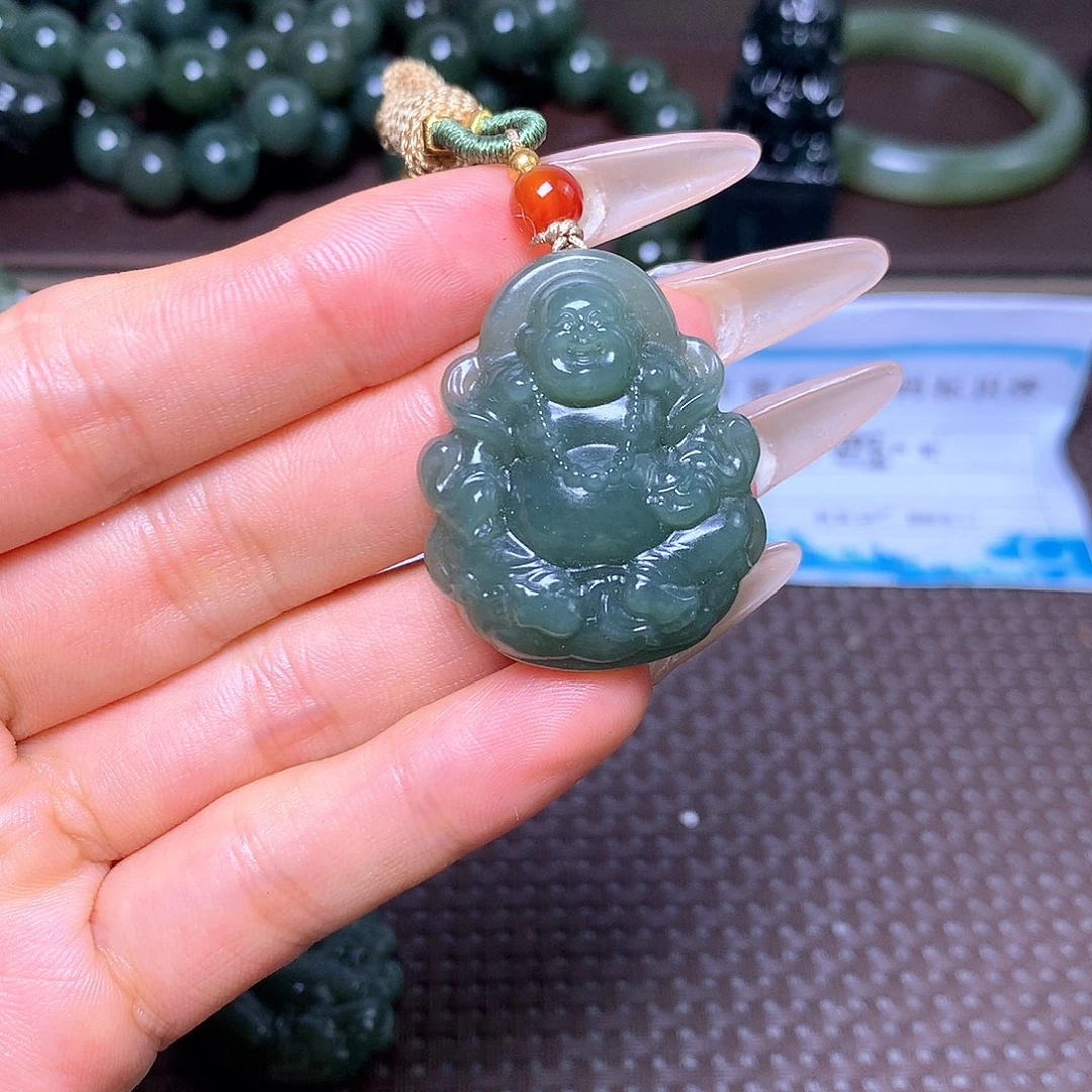 颈饰未镶嵌和田玉