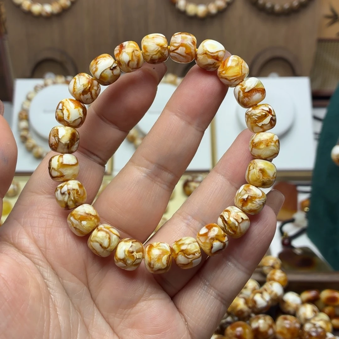 果***。9mm沁色精工老型手串一条