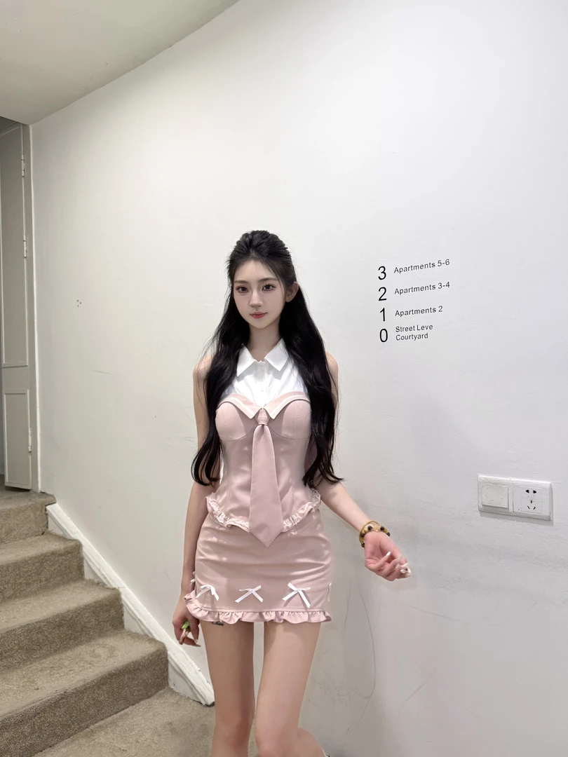 【素描少女】新款法式气质甜美显瘦辣妹上衣假两件女款套装