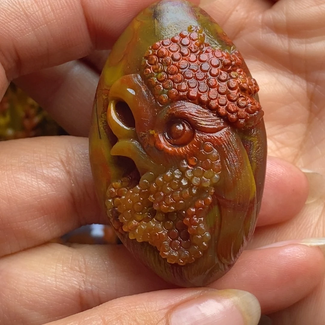 玛瑙/玉髓颈饰未镶嵌战国红