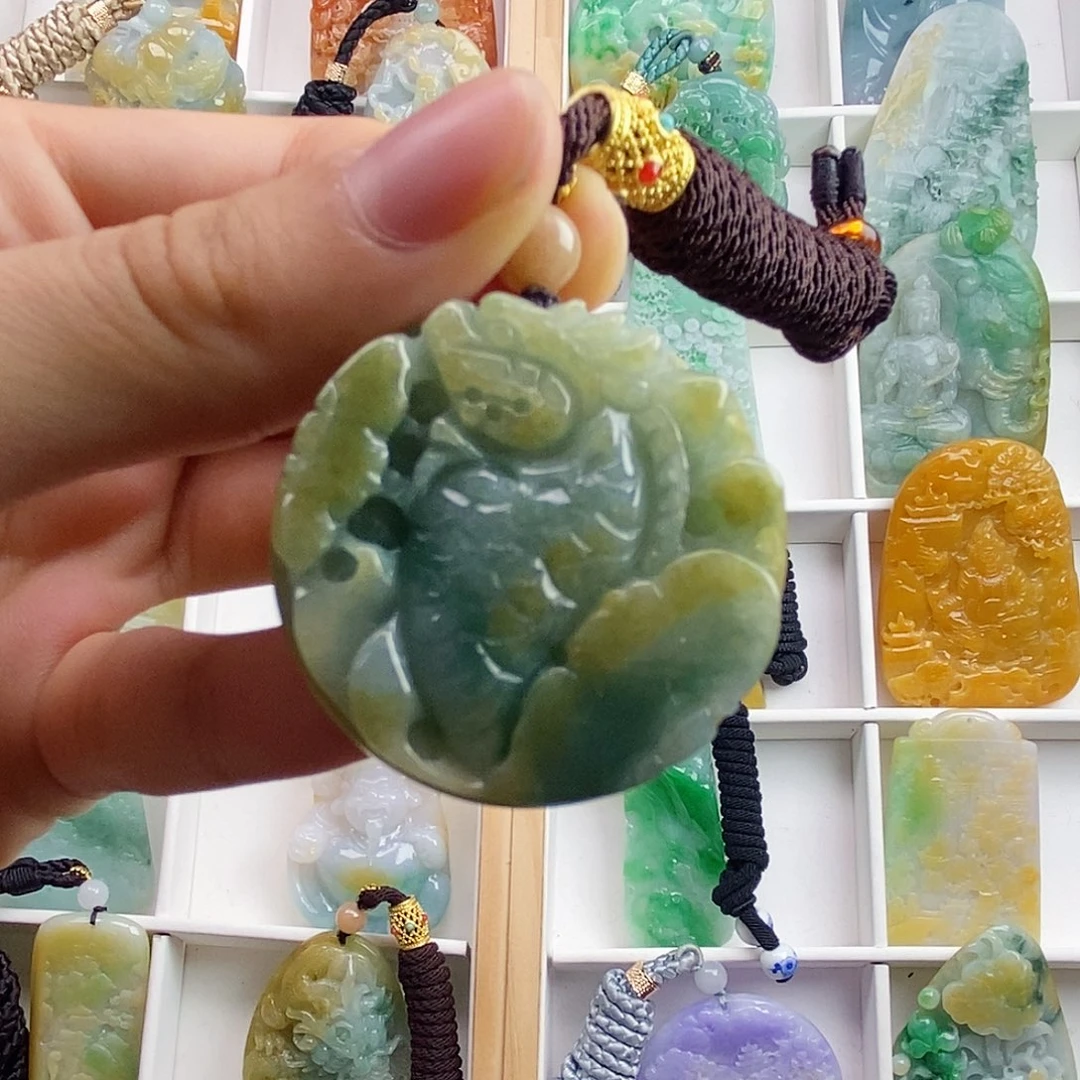 翡翠未镶嵌颈饰天然翡翠