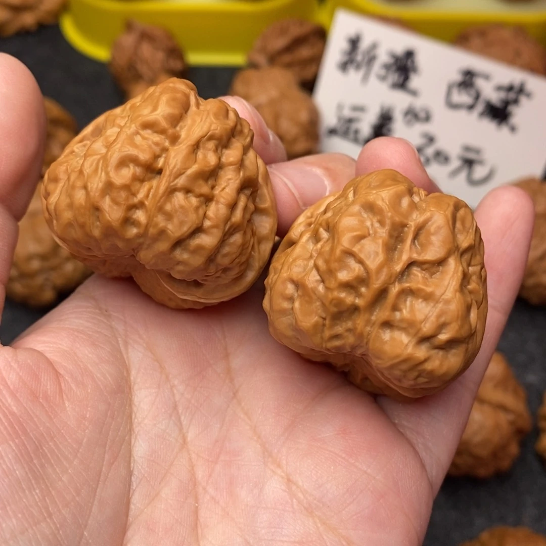 文玩核桃把件凌***.蛤蟆36