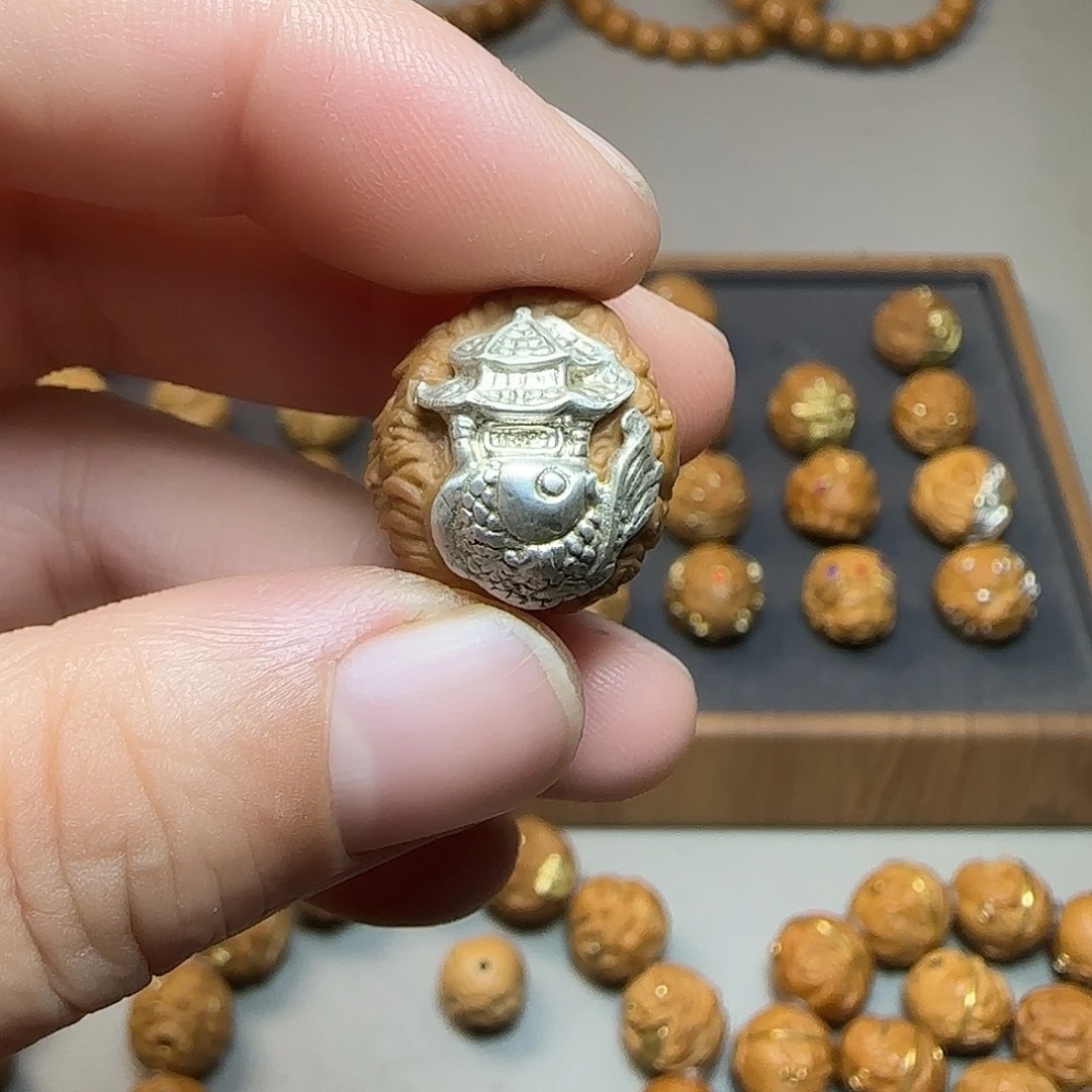 吊坠猴头核桃银鲫鱼龙门