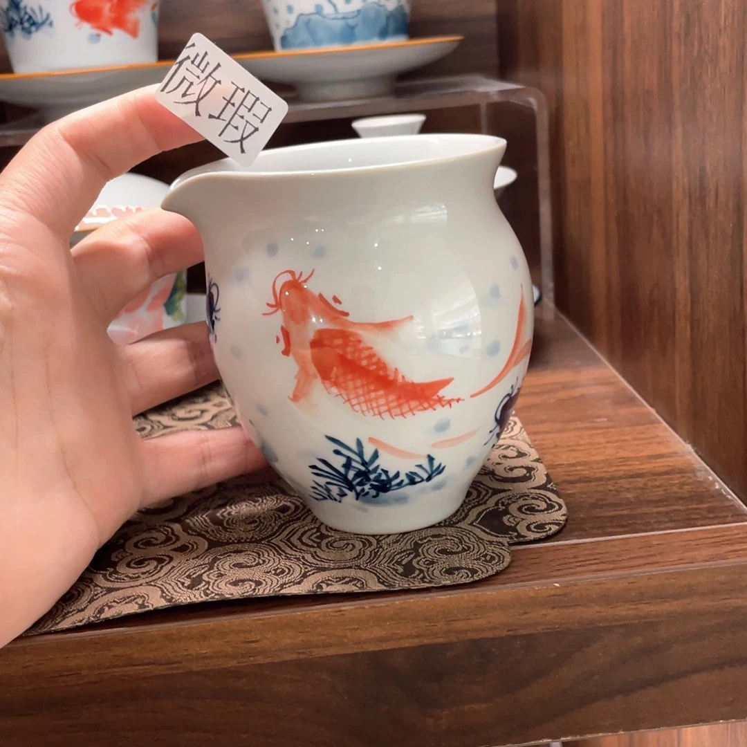 釉下手绘茶具微瑕