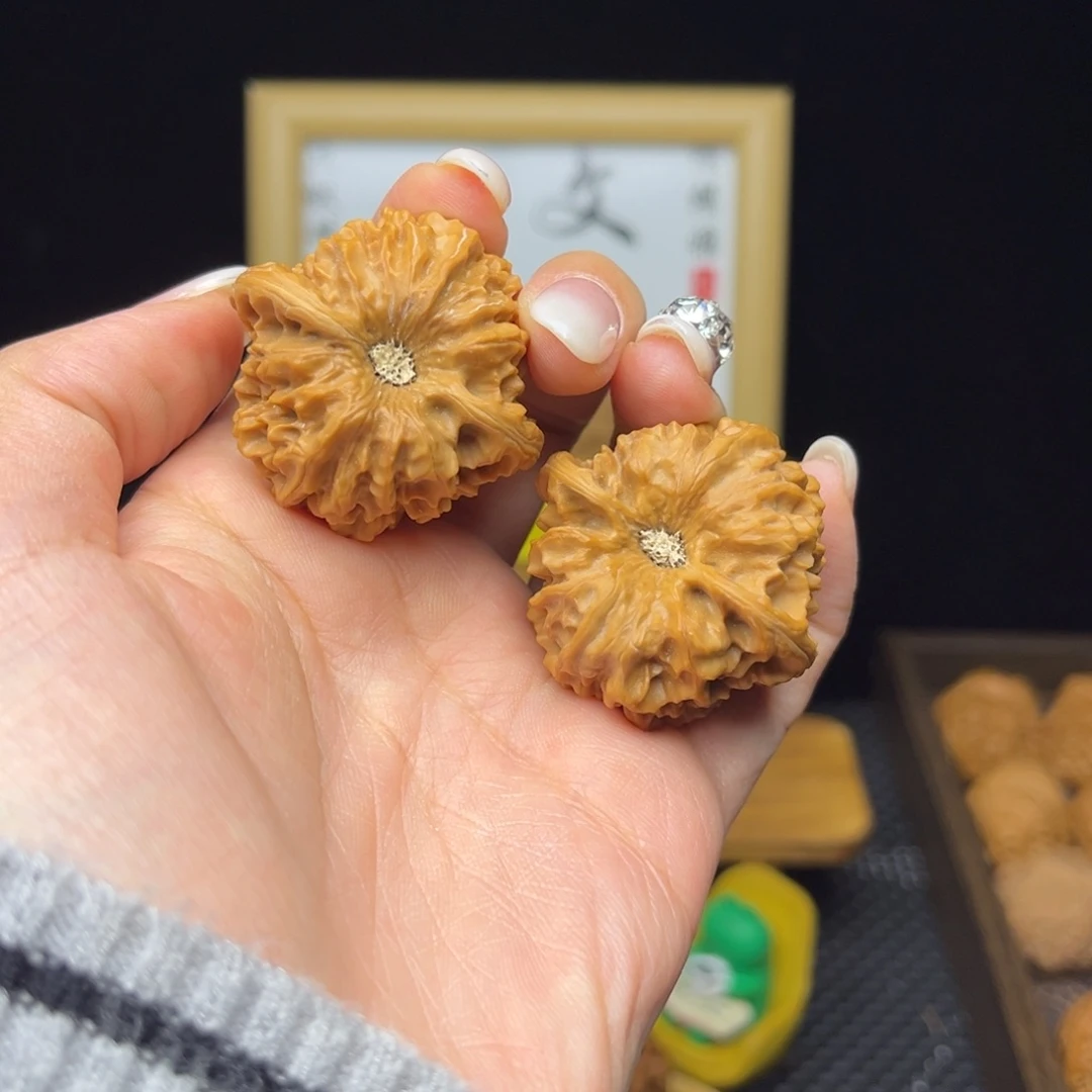 文玩核桃吊坠凹底龙门涧37➕打底