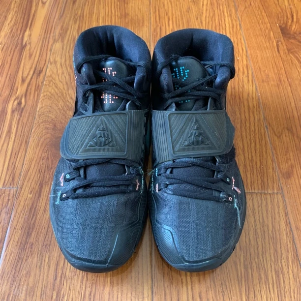 欧6 44码 正品篮球鞋