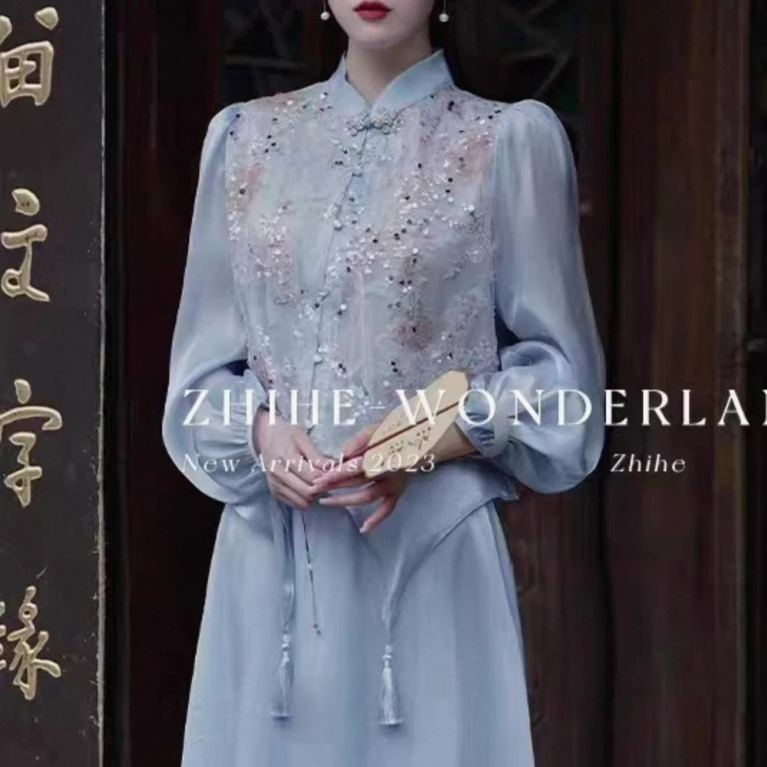 【猫本家】至家蓝色重工刺绣上衣