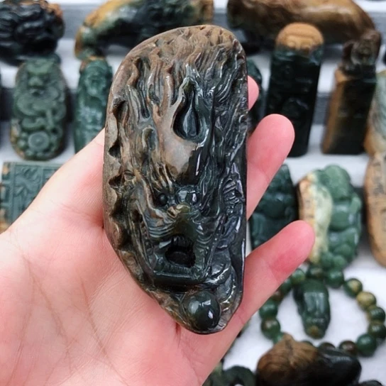 岫岩河磨玉（透闪石质玉）未镶嵌把件