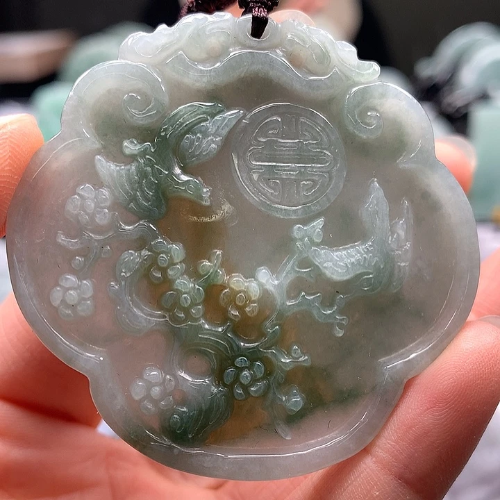 翡翠未镶嵌颈饰鸟语花香如意福利