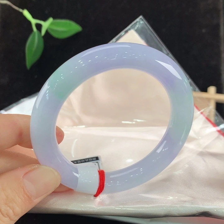 翡翠手镯未镶嵌111/0138