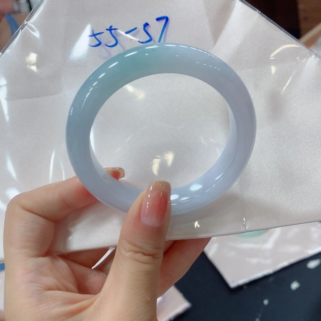 未镶嵌手镯翡翠买断