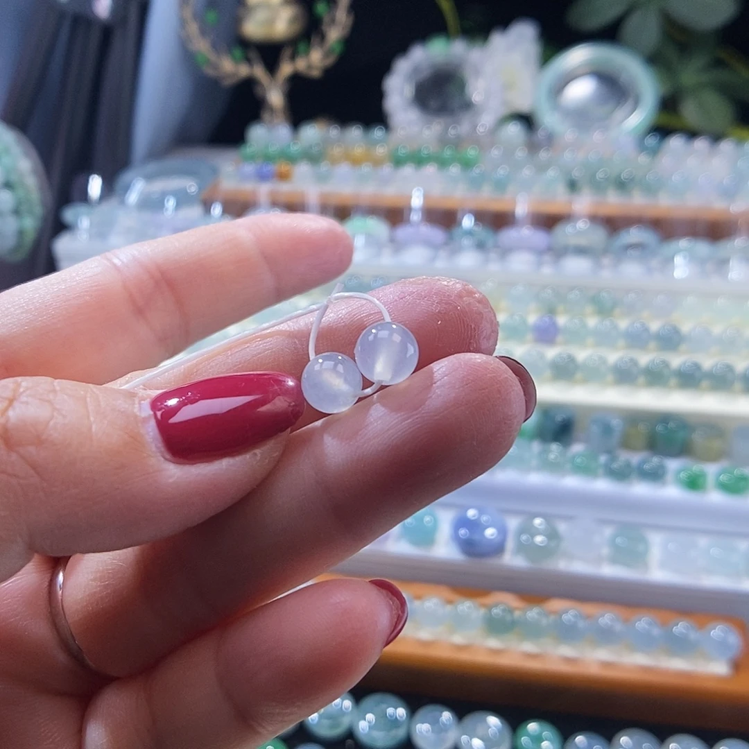 翡翠未镶嵌颈饰卡6.9一对