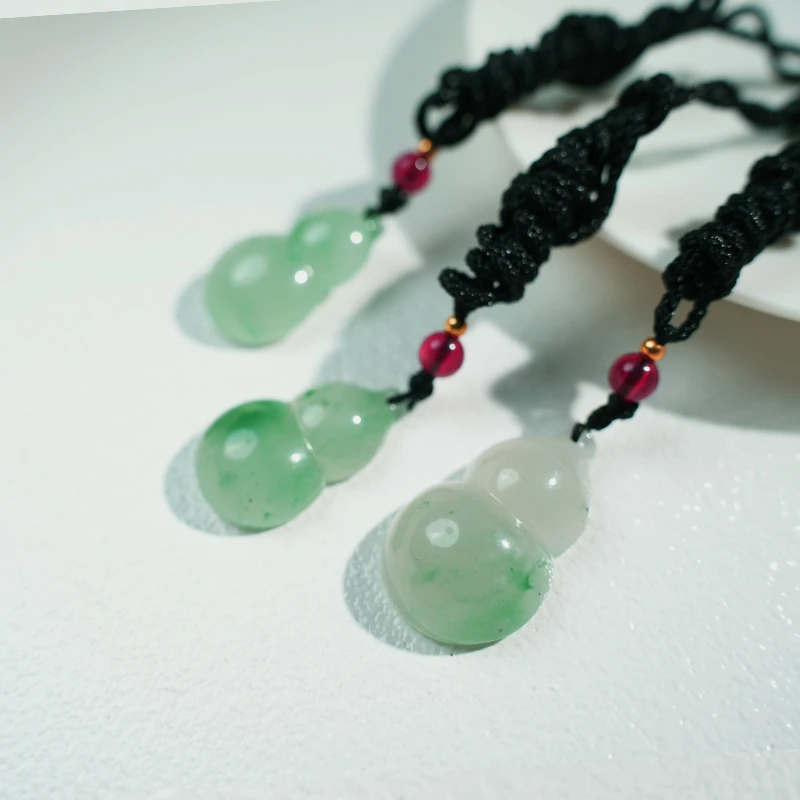 【卿得珠宝】葫芦吊坠非洲翠天然石英质玉冰飘花多样发一