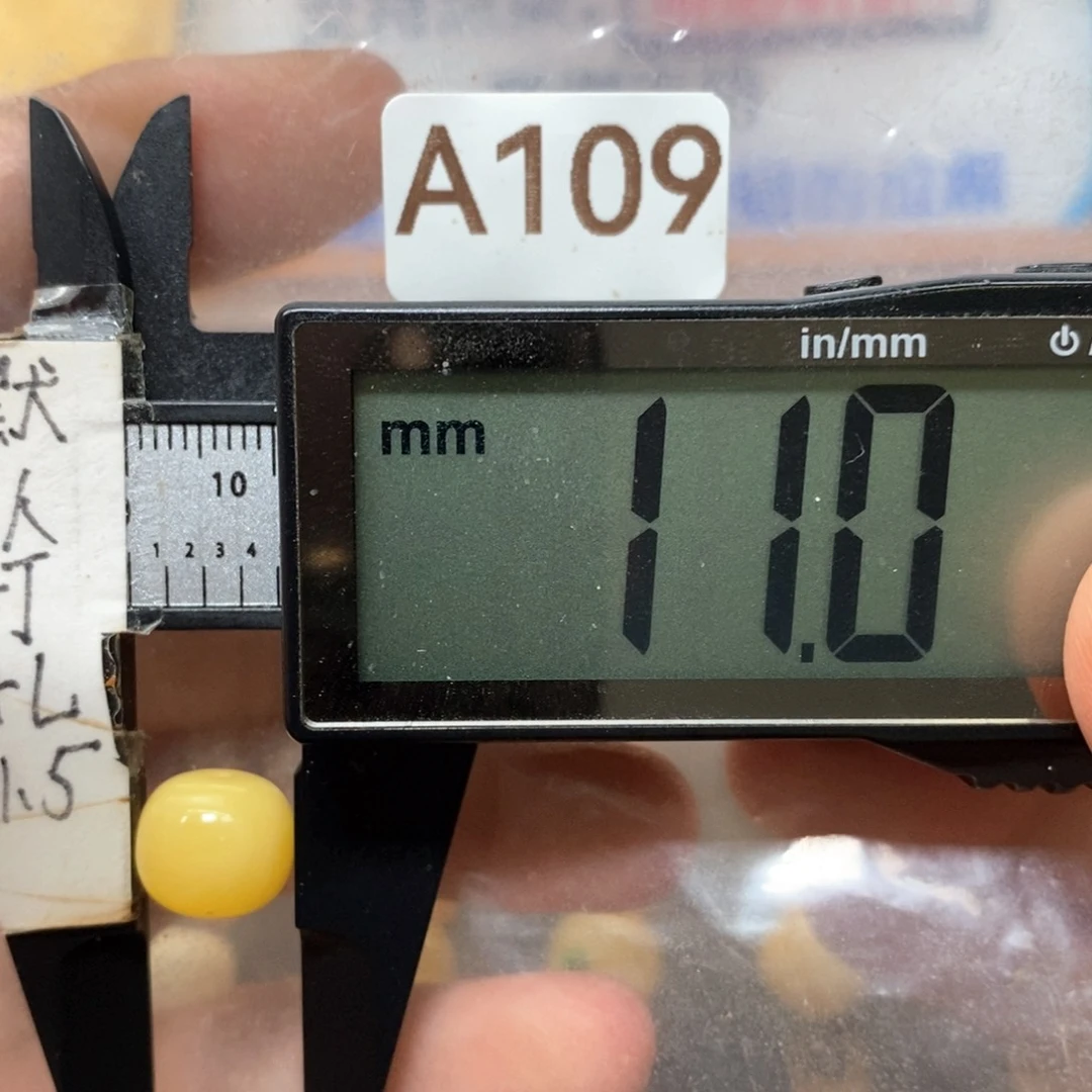 蜜蜡未镶嵌裸石浓蜡满蜡搭配8加9加老型猴头星月紫金鼠