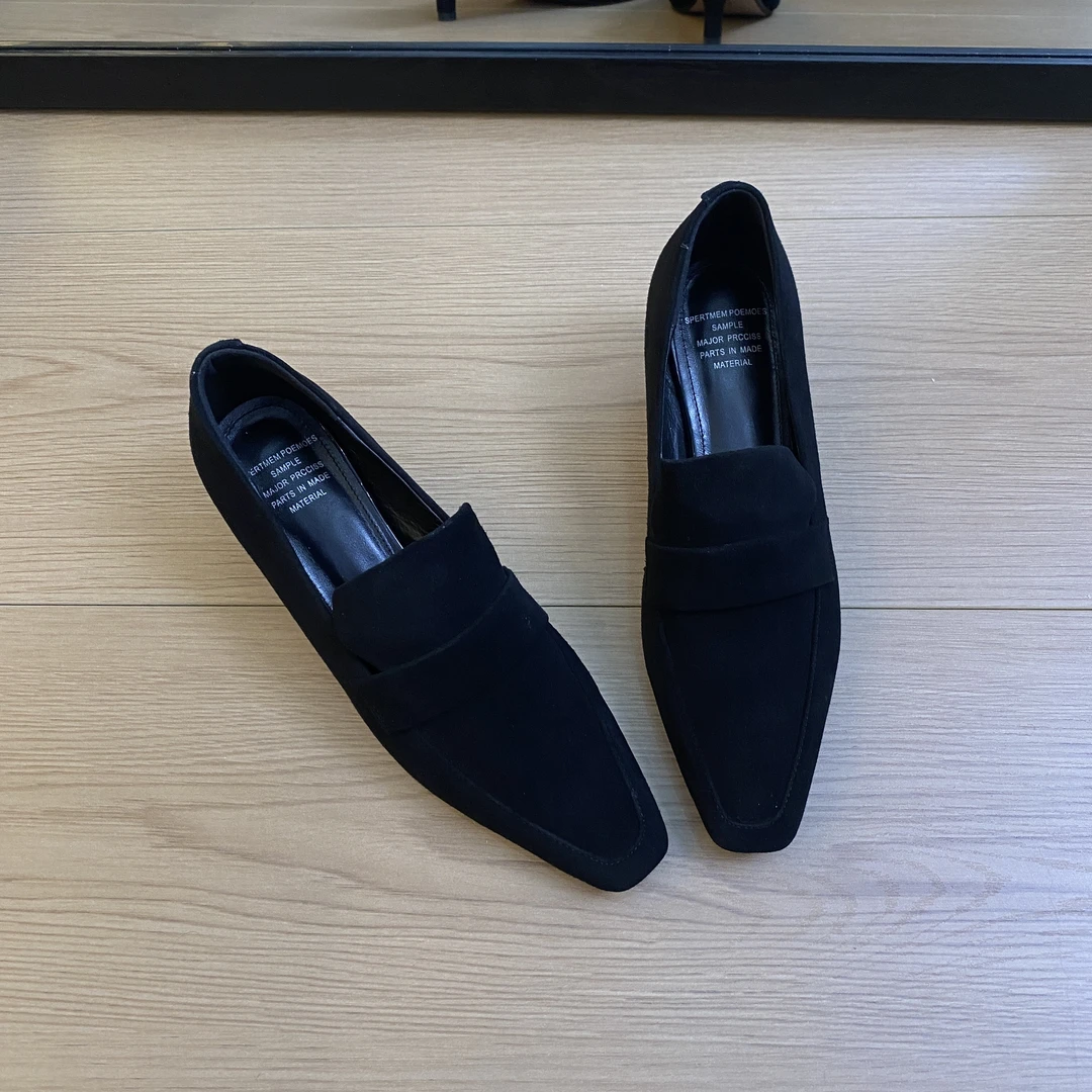 单靴复古2025年新款羊翻皮百搭单鞋浅口细跟女单鞋温柔时尚女鞋