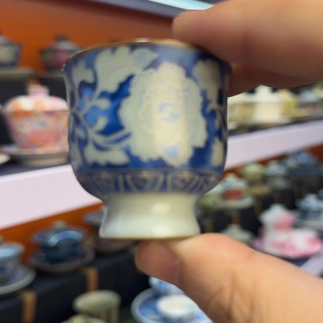 我在外面吃东西了哈我要睡觉咯