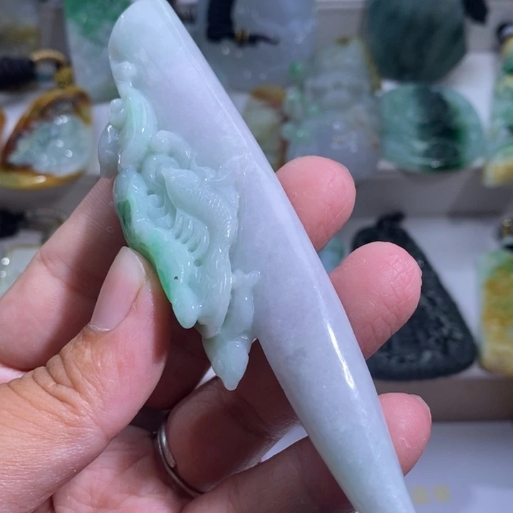 【闪购商品】颈饰未镶嵌翡翠鱼