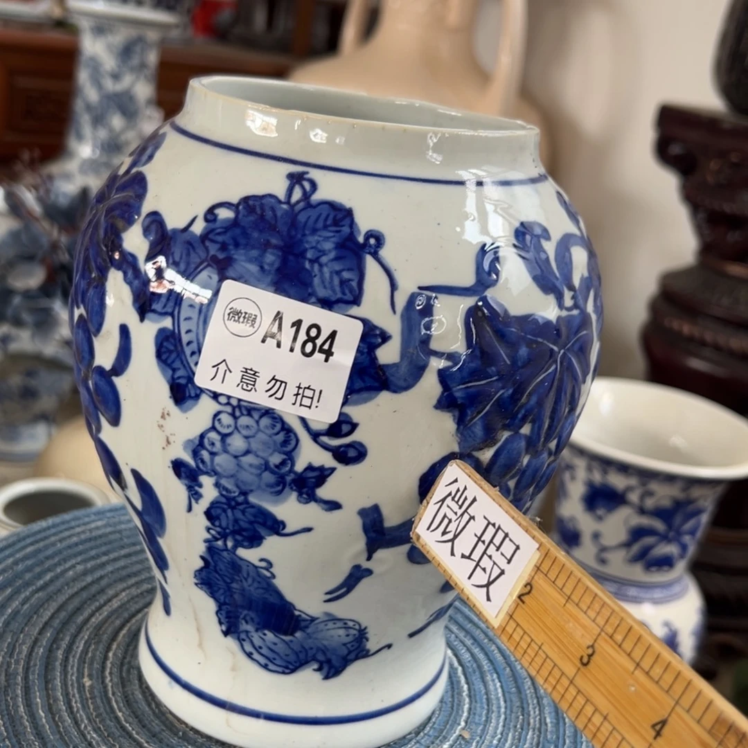 微瑕青花瓷器值得厚爱