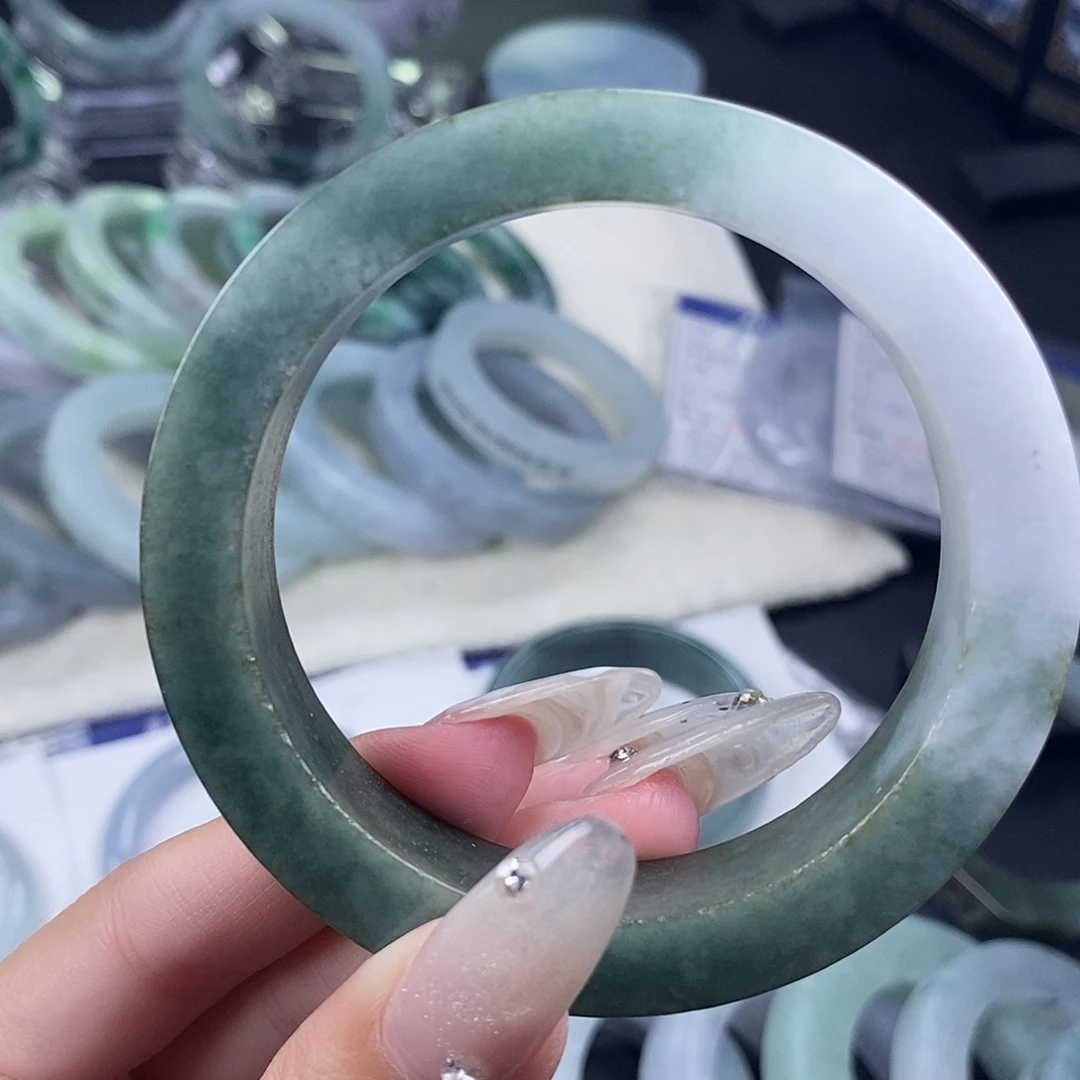 定制翡翠未镶嵌正圈