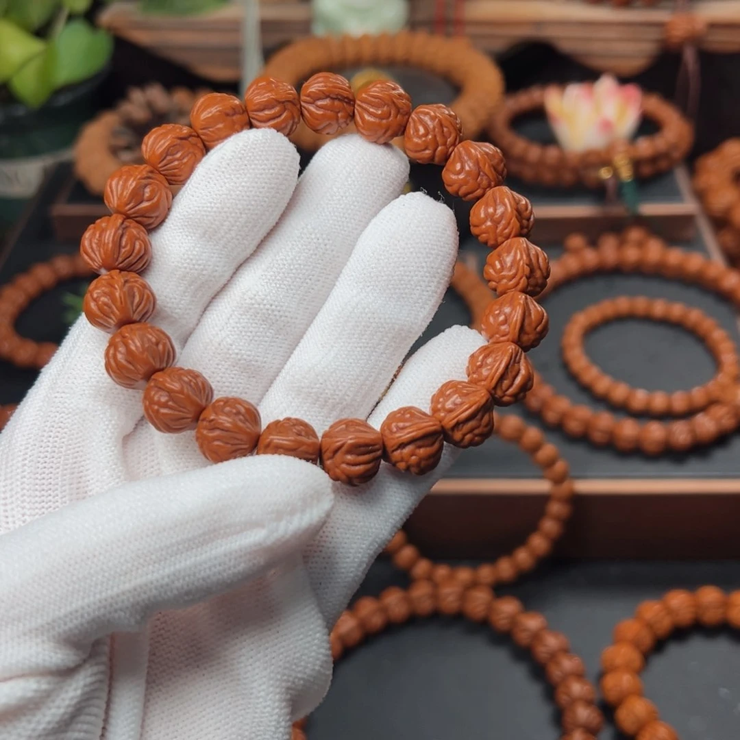 吊坠桃核马****w1.3双脊龙手串