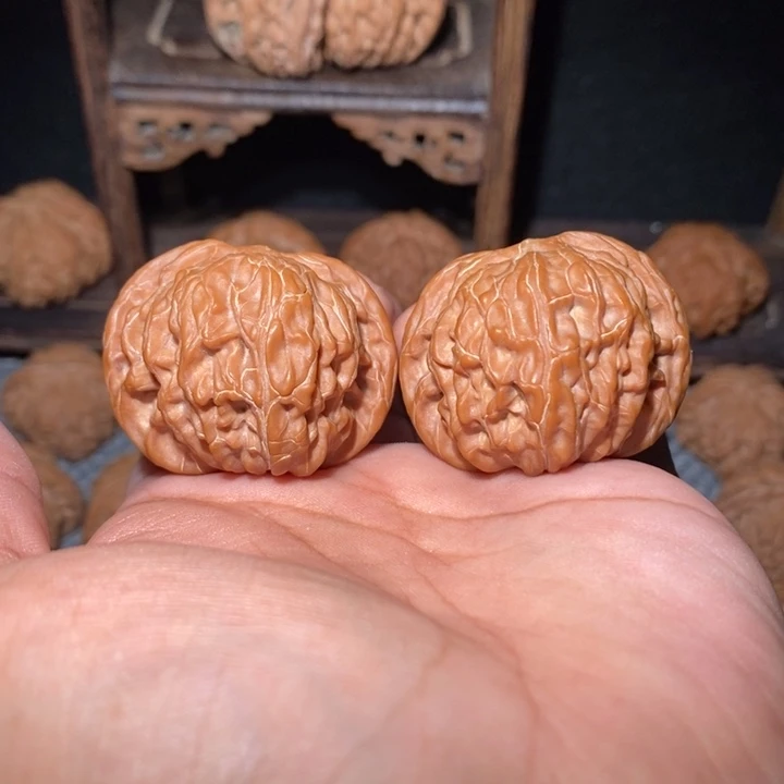 把件桃核41尺蝴蝶磨