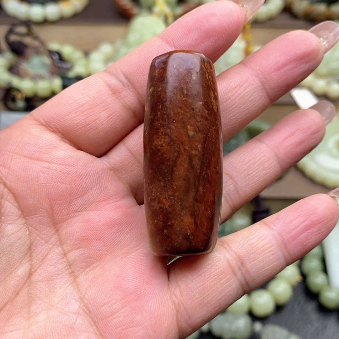 透闪石质玉未镶嵌挂件