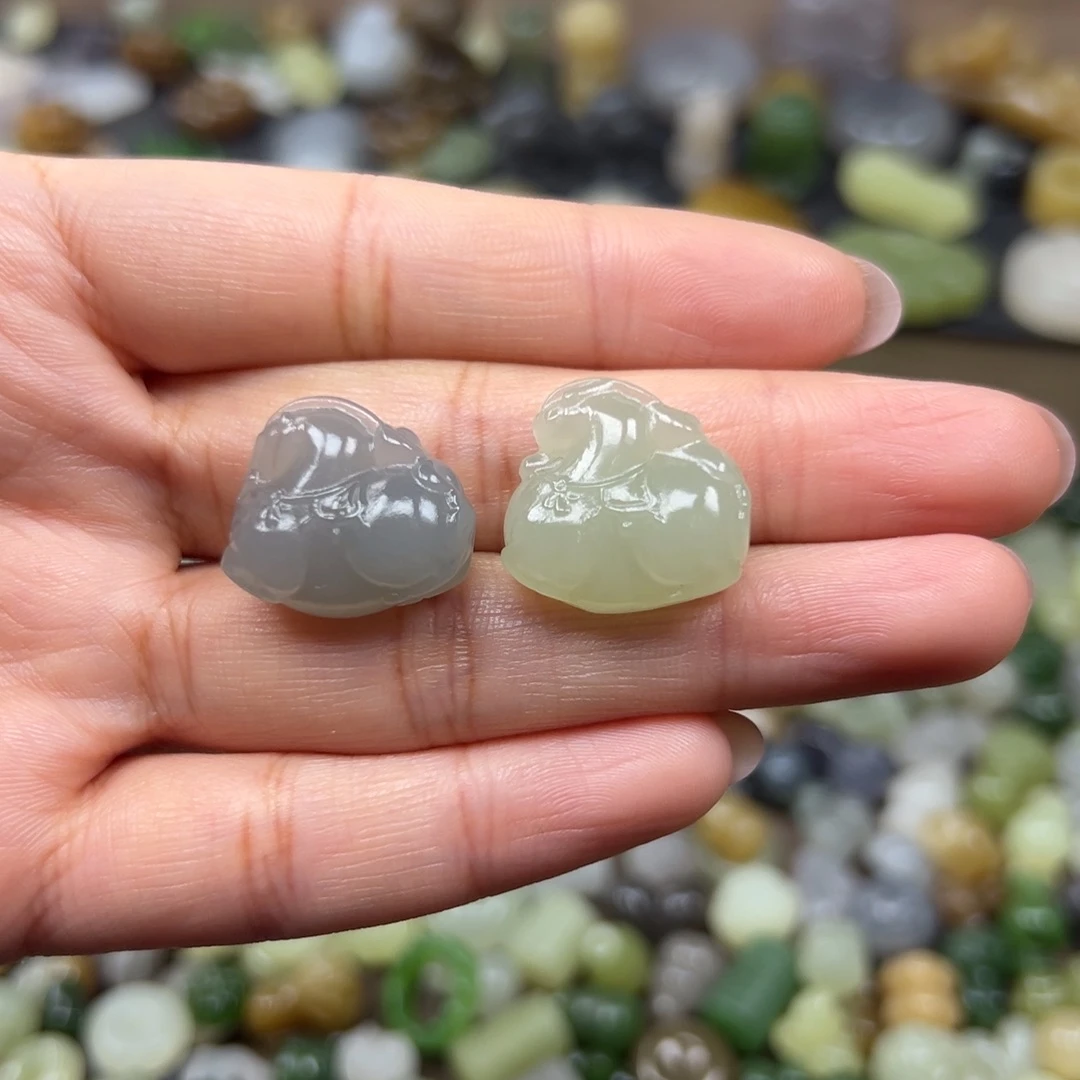 和田玉未镶嵌颈饰268一个多样性发其一