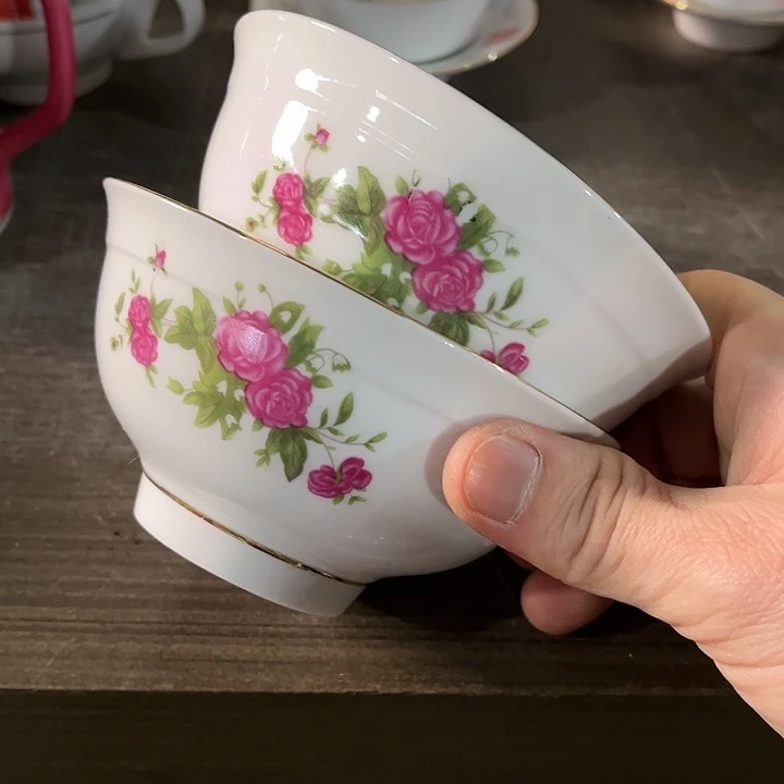 瓷片///////直径12.5厘米。2个。