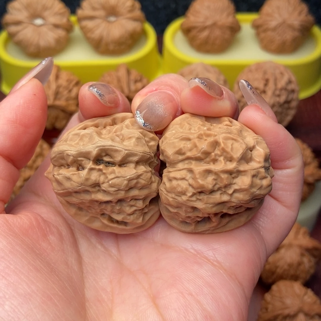 豆***了把件文玩核桃35延庆 蛤蟆头