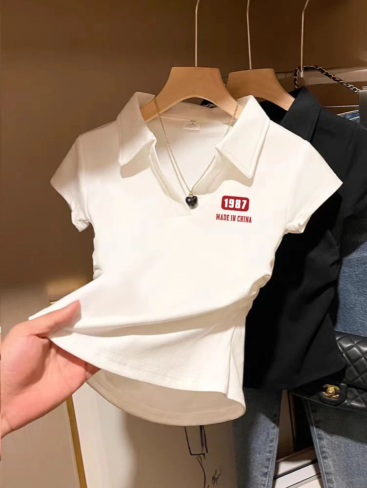 白色翻领t恤女士短袖夏季显瘦短款收腰修身休闲设计感polo领上衣