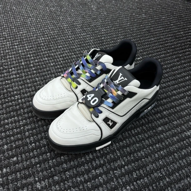 95新 LouisVuitton/路易威登 40码 Trainer 黑白熊猫