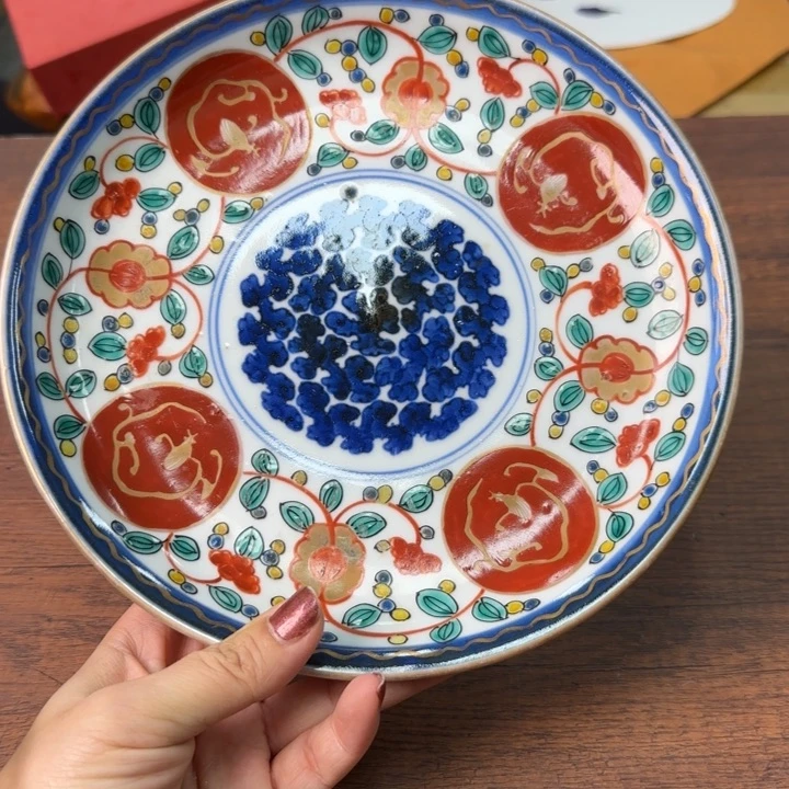 一个陶瓷物件哈哈哈哈