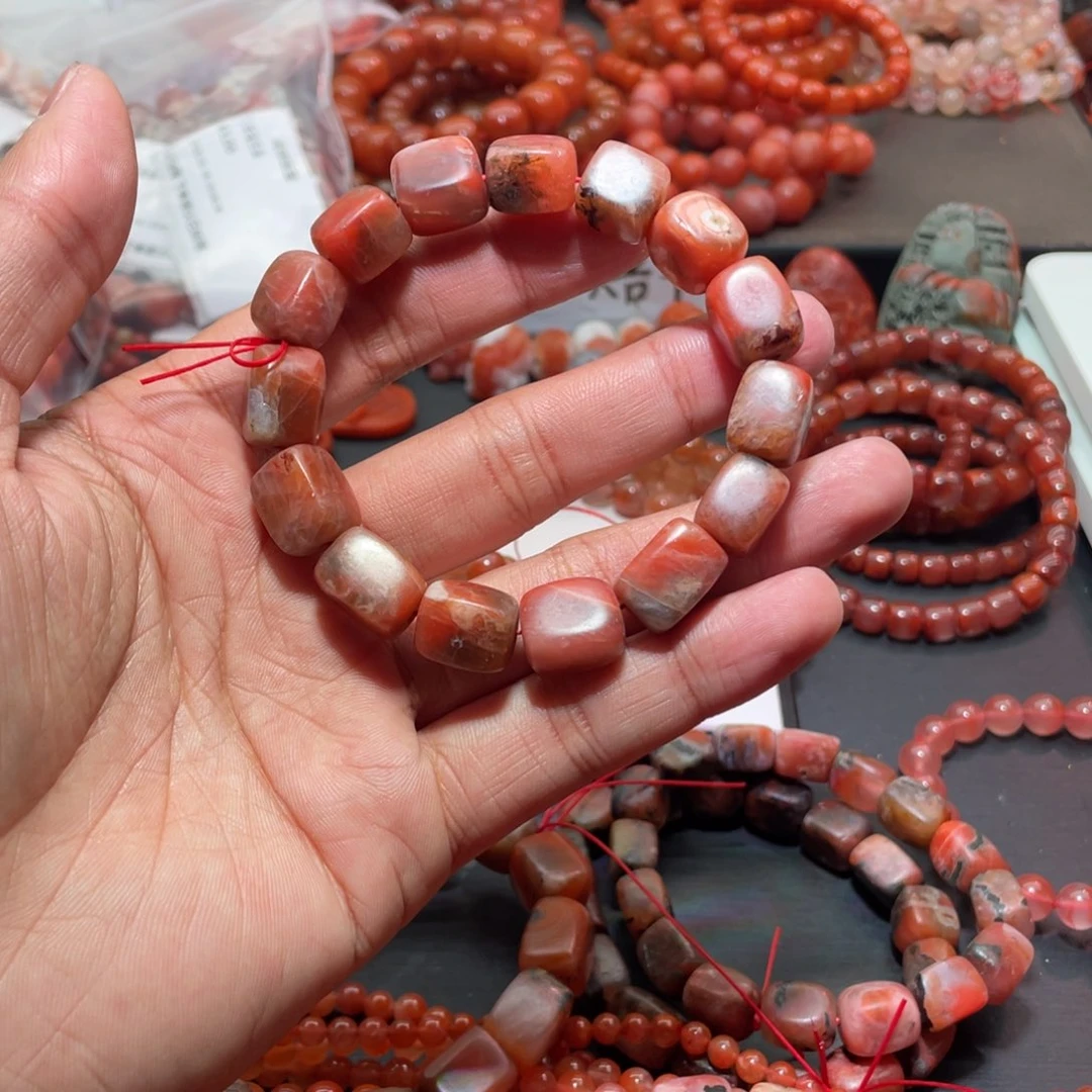 南红玛瑙手链未镶嵌
