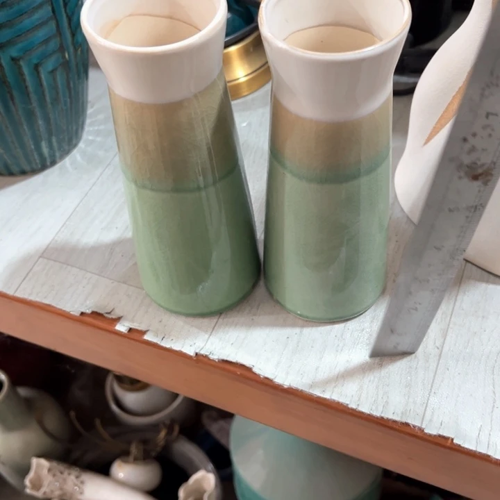 陶瓷花瓶微瑕捡漏出