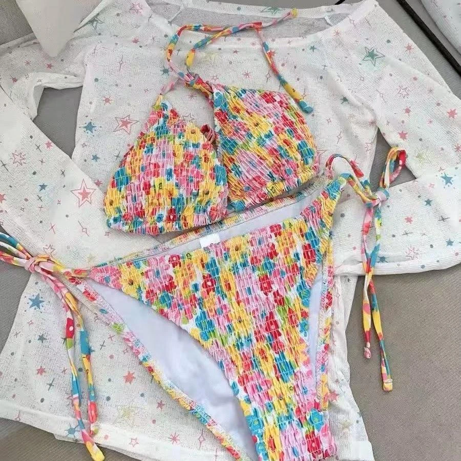 泳衣女2025新款比基尼碎花四件套性感辣妹纯欲显白防晒泳装高级感