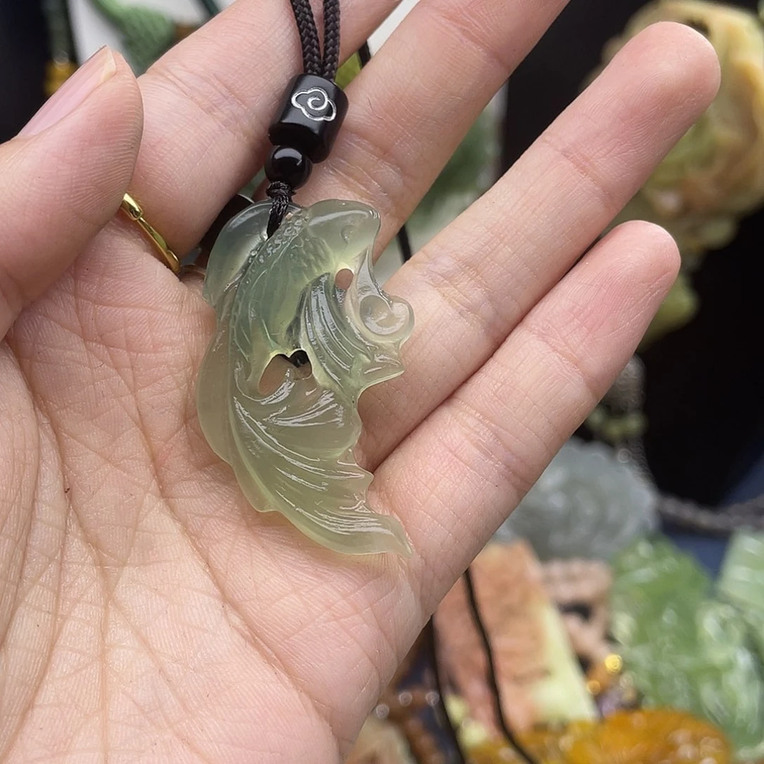 岫玉未镶嵌毛衣链