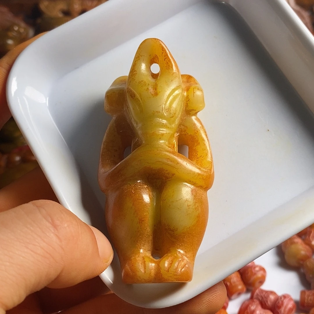 岫岩老玉（透闪石质玉）未镶嵌挂件