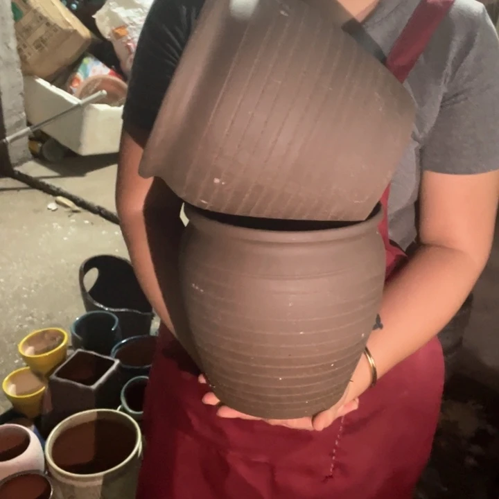 紫砂花盆口20高20瑕疵瑕疵