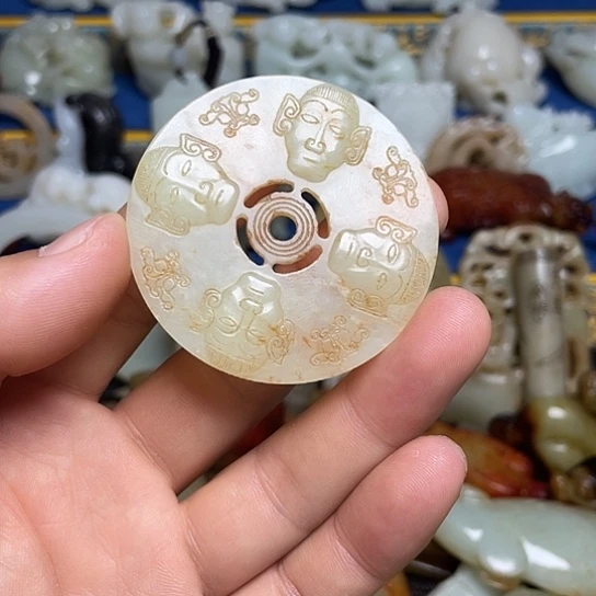 和田玉未镶嵌挂件